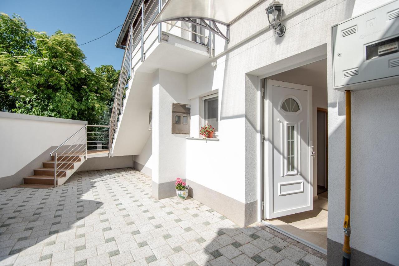 Apartman Mira 塞拉耶佛 外观 照片